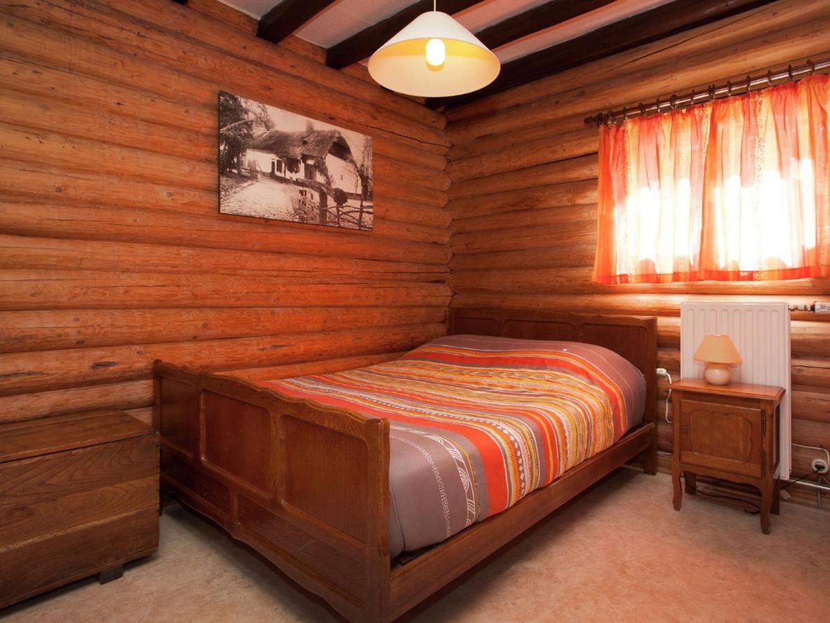 פרנקורשנס Open Wooden Chalet Built Against A Hill מראה חיצוני תמונה